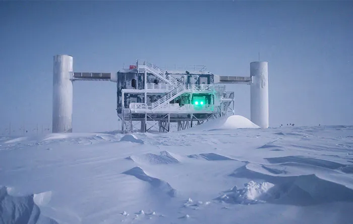 آزمایشگاه آیسکیوب