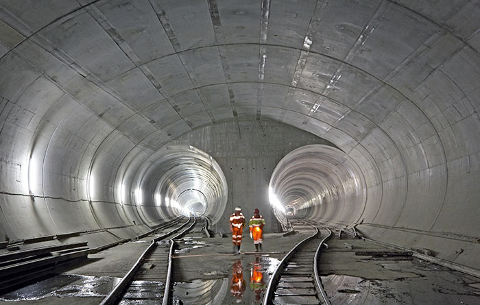 Swiss-Tunnel