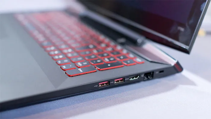 Laptop-gaming-lenovo-1