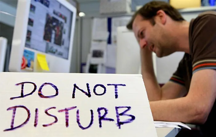 Offer-do-not-disturb-workspaces-employees-can-use-when-they-need-to-concentrate-on-a-project