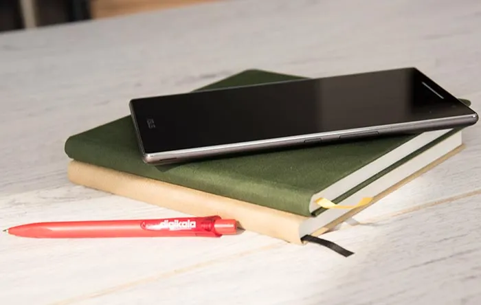 حاشیههای زنپد ۸