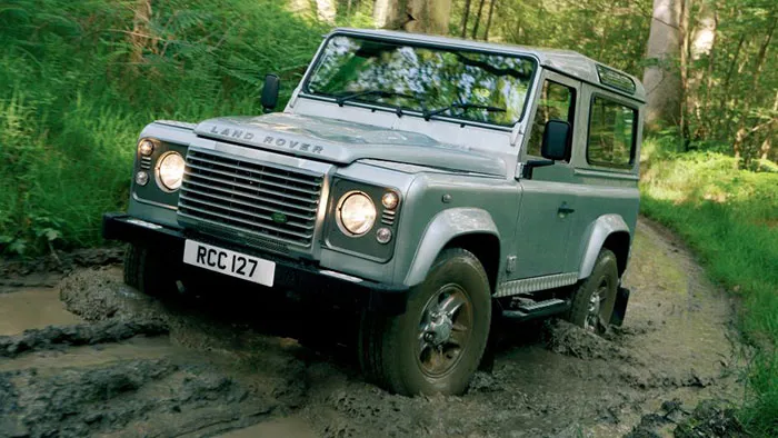 li656637lr_defender_my07_0