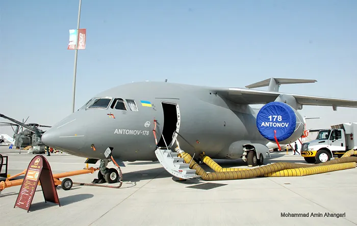 جدیدترین محصول ساخت کارخانه آنتونوف هواپیمای باری آنتونوف ۱۷۸ عقب نشینی آنتونف از بازار هواپیماهای مسافربری پس از فاجعه‌ی ایران ۱۴۰