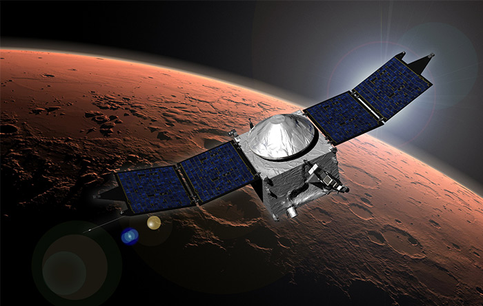 فضاپیمای میون در نوامبر سال ۲۰۱۳ به سوی مریخ پرتاب شد و در سپتامبر ۲۰۱۴ به این سیاره رسید. ماموریت این فضاپیمای ۸۰۰ کیلوگرمی، یک ساله است.