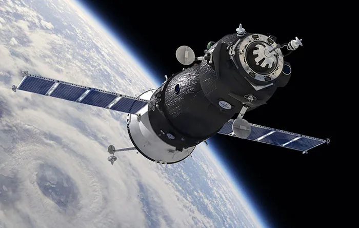 جنگ‌ افزارهای فضایی