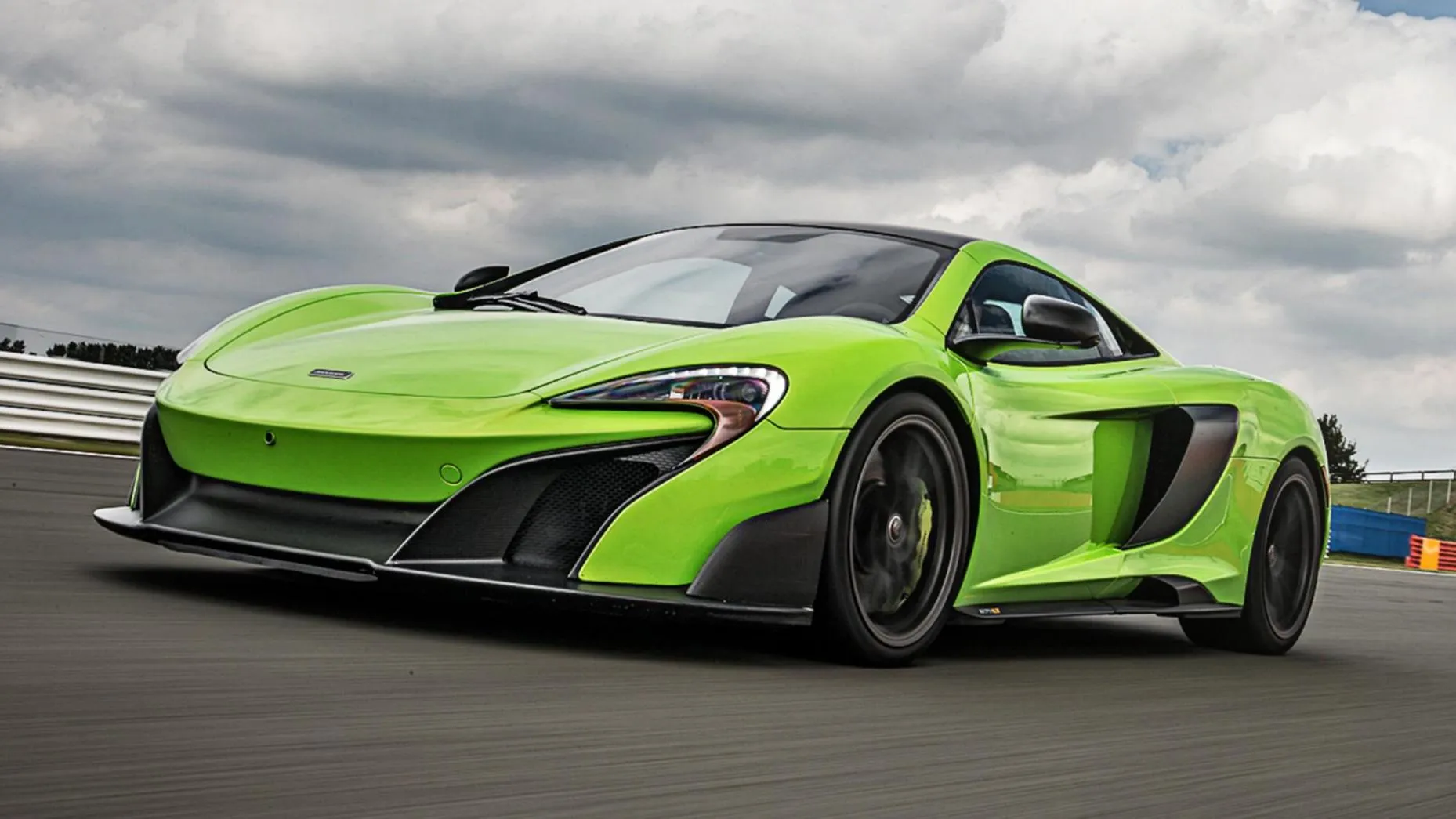 11-McLaren 675LT 666bhp, 205mph
