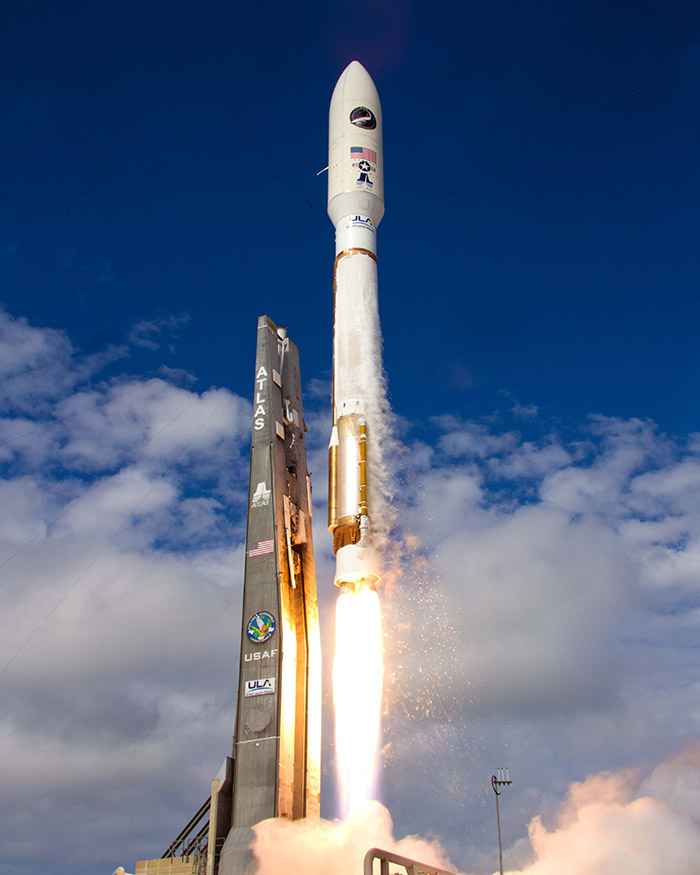 Atlas 5 در زمان پرتاب