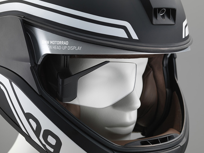 BMW-helmet-gadget-ces-20162