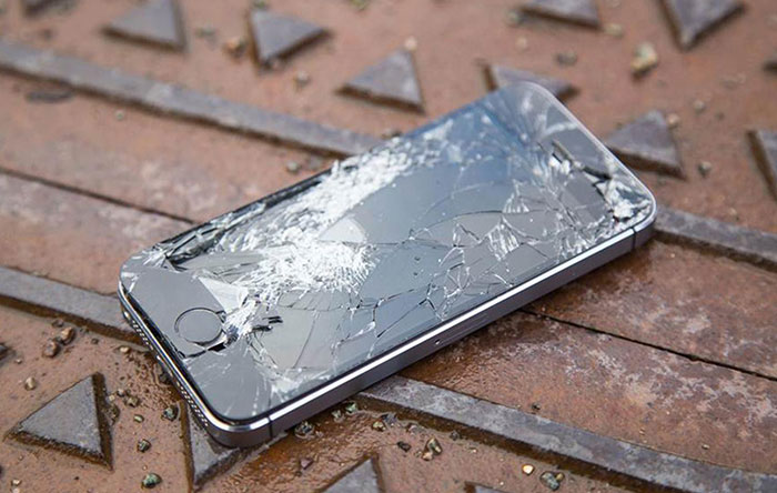 Broken-iPhone-1