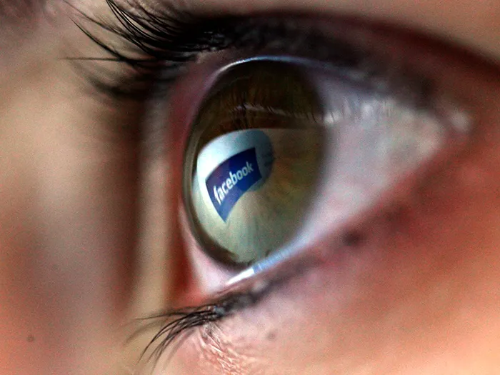 facebook-user-addict-more-stressed-less-happy