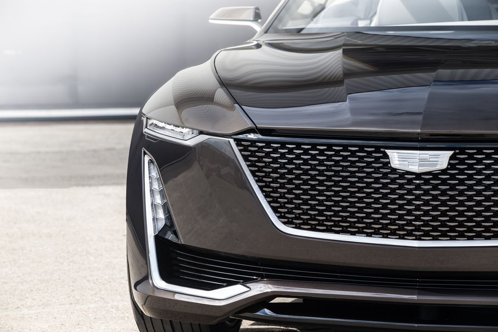 2016-Cadillac-Escala-Concept-Exterior-018.0
