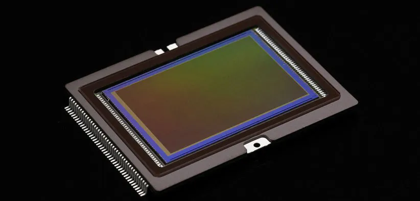 ۰۴ - دوربین کانن 5DS