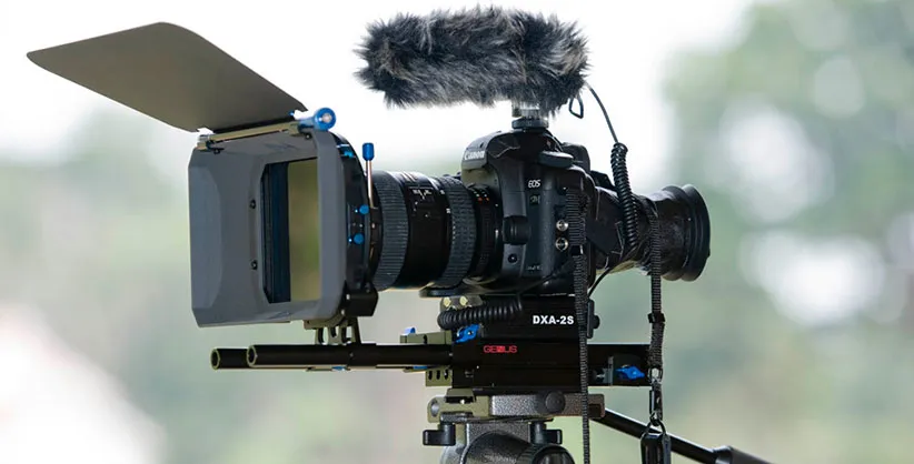 ۰۷ - دوربین کانن 5DS