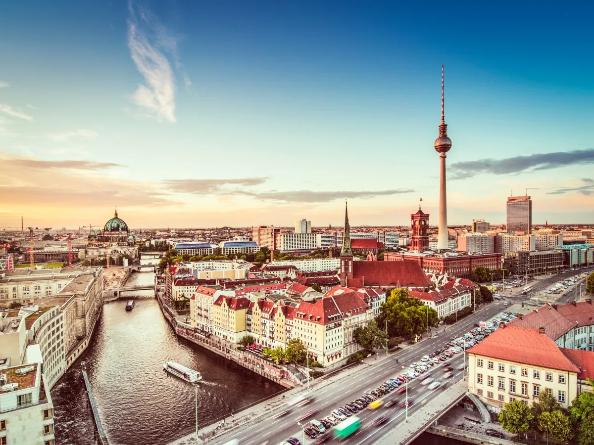 11 – آلمان: پنجمین کشور دنیا از نظر اقتصاد. 