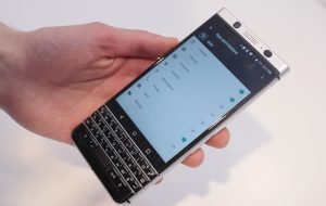 blackberry-mercury-dtek70-software-01