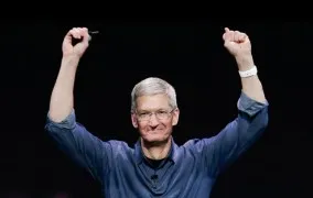 تیم کوک آیفون