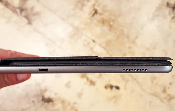 Apple_KeyBoard_Case_Bad_Design