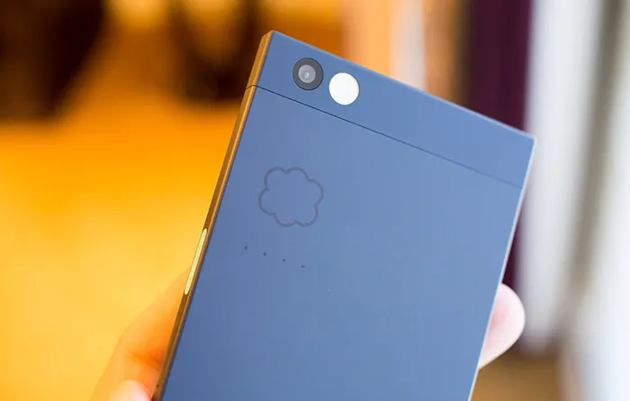 Nextbit-Robin-cloud-bsed-android-phone-6