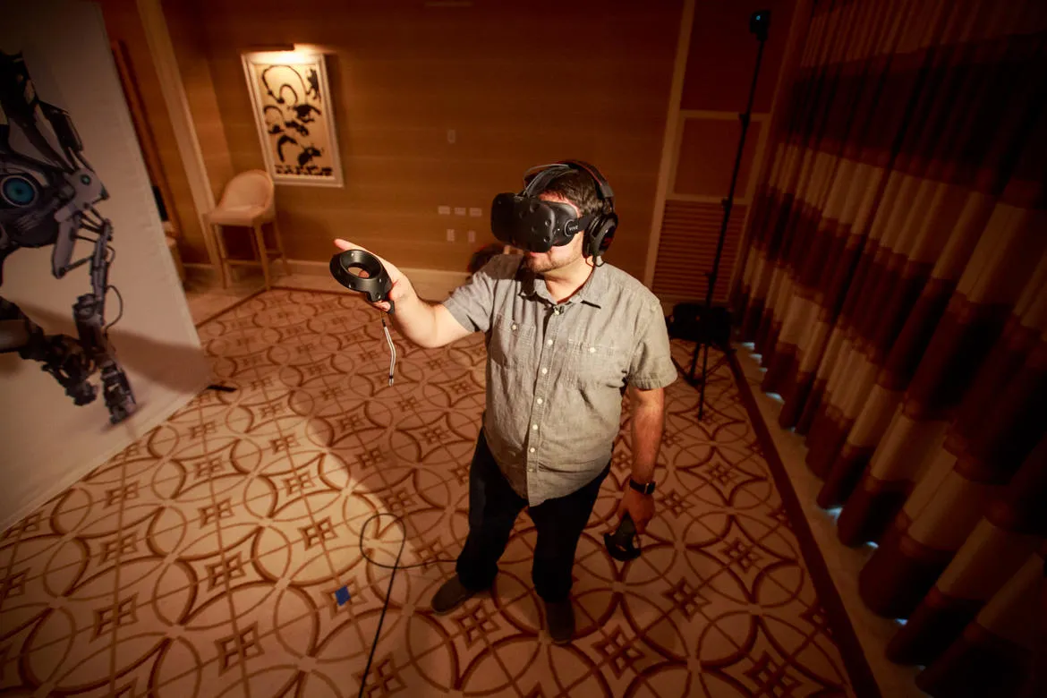 попала в виртуальную реальность