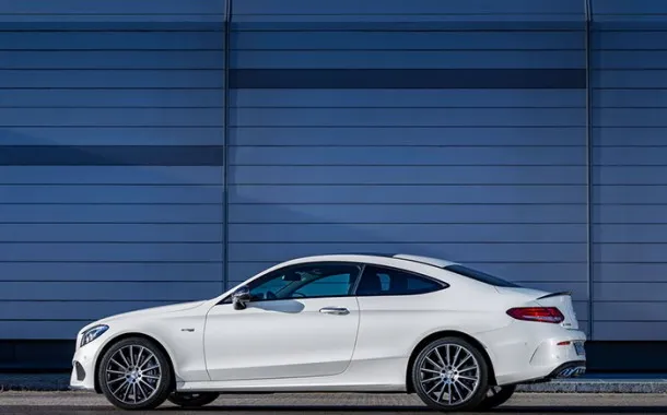 MERCEDES-AMG C43