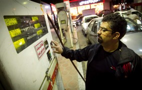 کاهش سهمیه بنزین