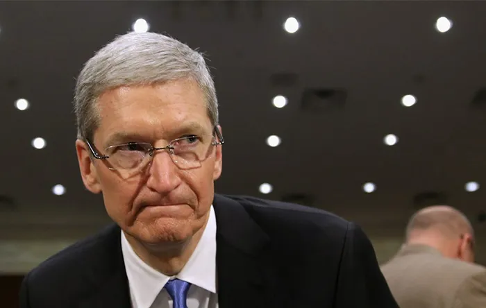 تیم کوک به خوبی می‌داند در صورت خرید تسلا، ایلان ماسک تبدیل به استیو جابز جدید خواهد شد. و احتمالا این چیزی نیست که چندان راغب به انجامش باشد.