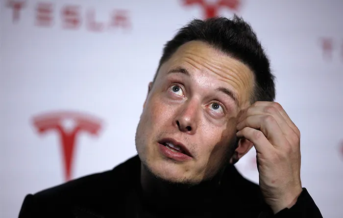 سابقه ایلان ماسک در تاسیس و مدیریت PayPal، در کنار صفات اخلاقی او در جایگاه یک مدیر توانا، نشان می‌دهد او احتمالا هرگز نمی‌تواند زیردست کسی کار کند.