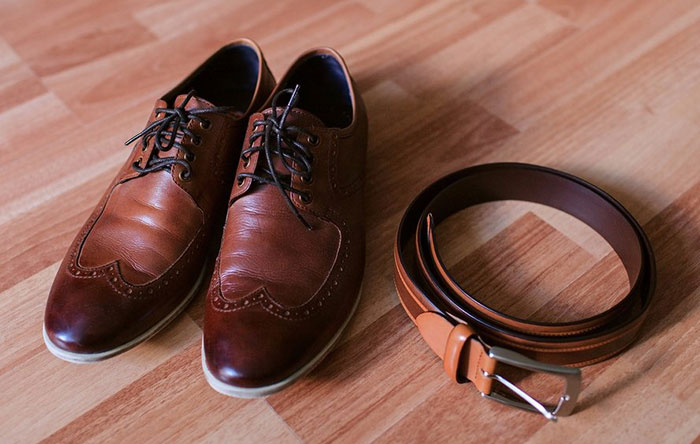 rule-2-always-match-your-belt-with-your-shoes