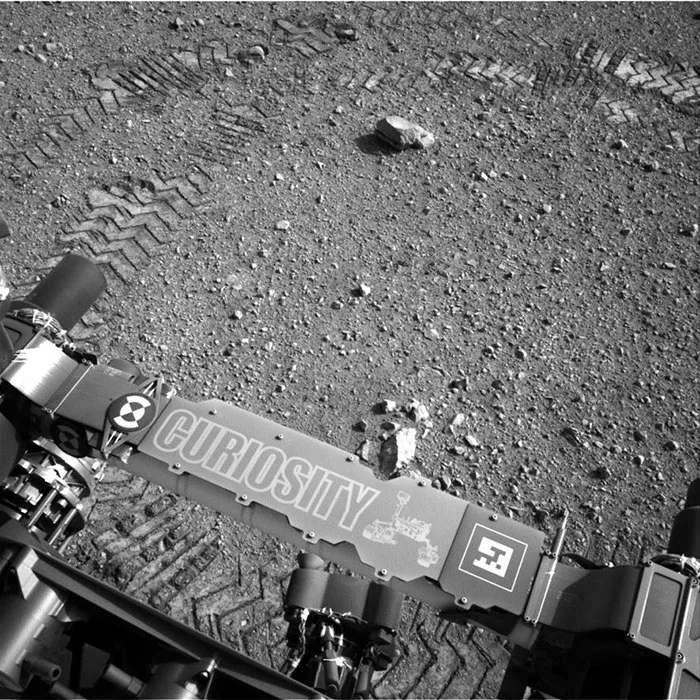 04marscuriosityturns3.ngsversion.1470424018732.adapt.885