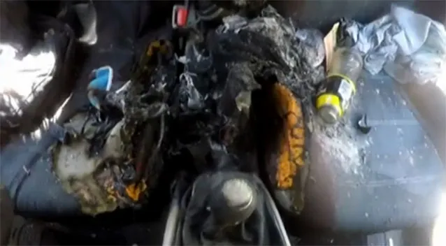 iphone-7-catches-fire-burns-a-car-1