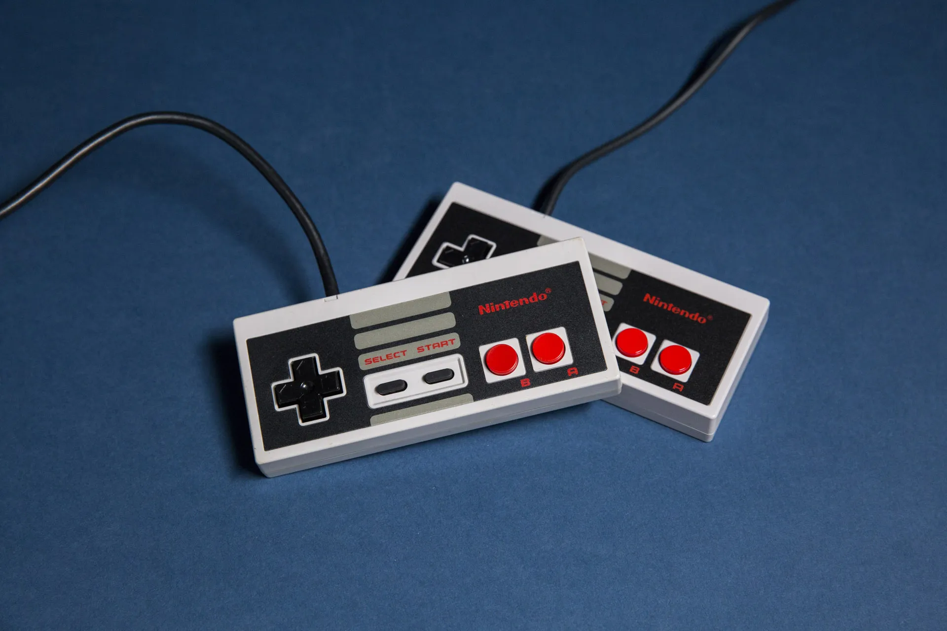 NES Classic Teardown Polygon (5)