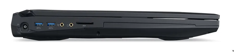 AcerPredator17X_GX-792_closedsideview2