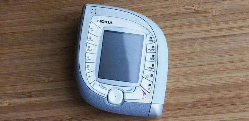 گوشی موبایل نوکیا 7600