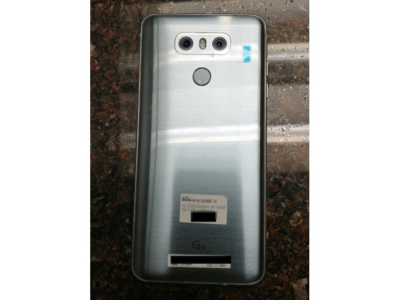 New-photos-seemingly-show-the-LG-G6-in-the-wild