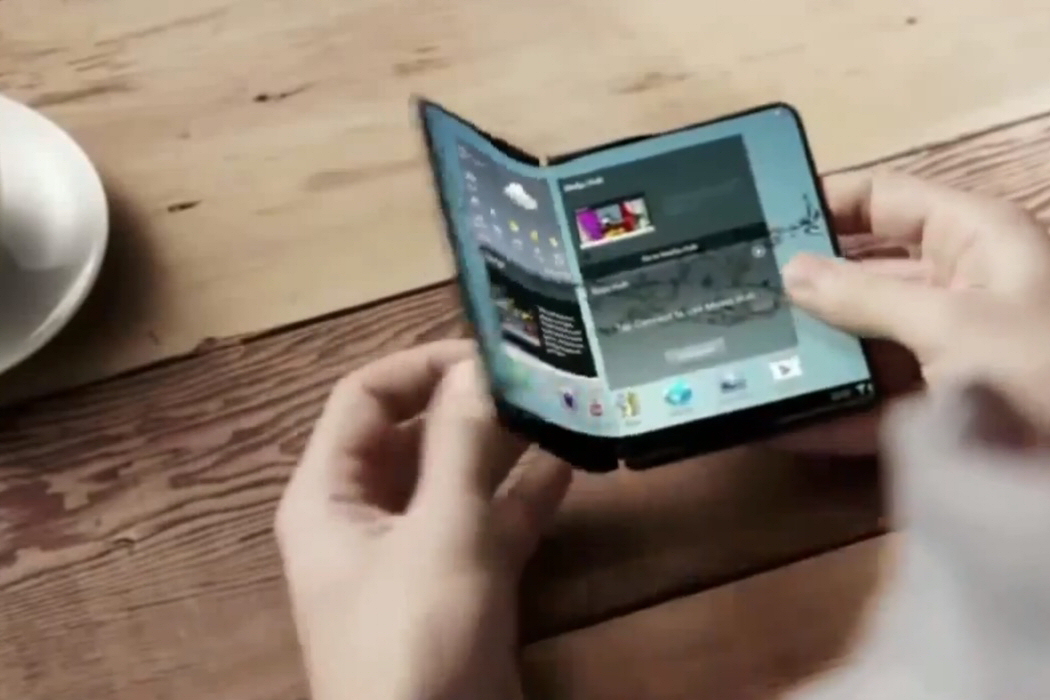 Samsung-flexible-display-smartphone-promo
