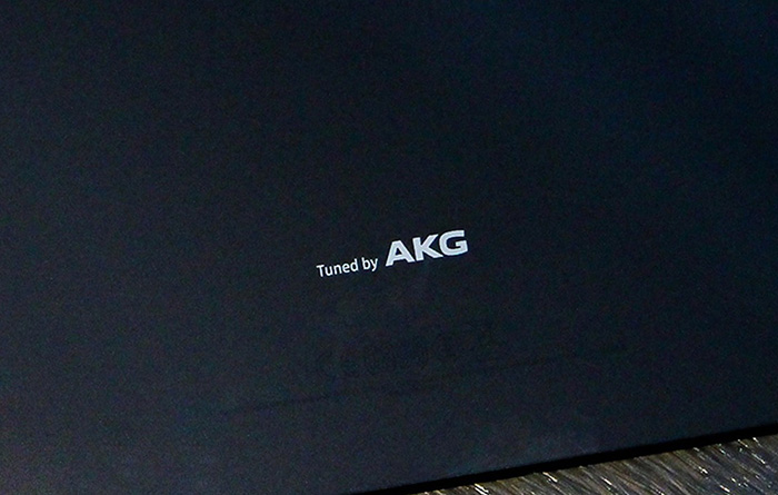 AKG-Samsung