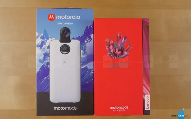 Moto-Z2-Unboxing