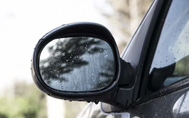 اسپری دافع باران بولزوان