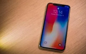 7 ویژگی تکراری و 3 ویژگی جدید آیفون X