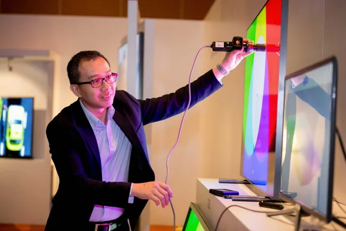 تلویزیون QLED سامسونگ