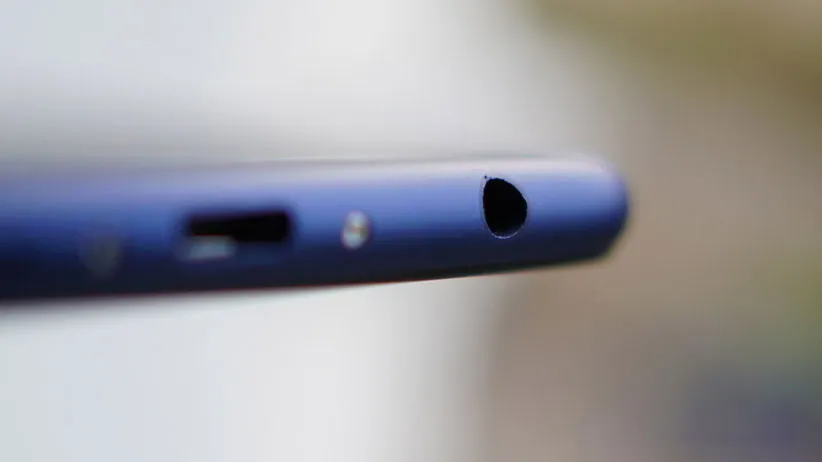 حذف جک هدفون