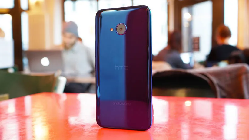 زیباترین گوشی اچ تی سی