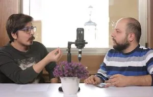 آنچه شما گفتید: بازی با کنسول دستی یا تلفن همراه