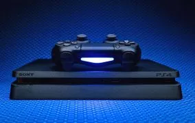 پلی استیشن 4