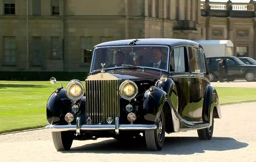 ماشین عروسی سلطنتی