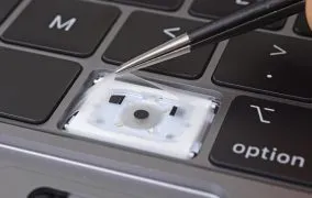 کیبورد مک بوک پرو