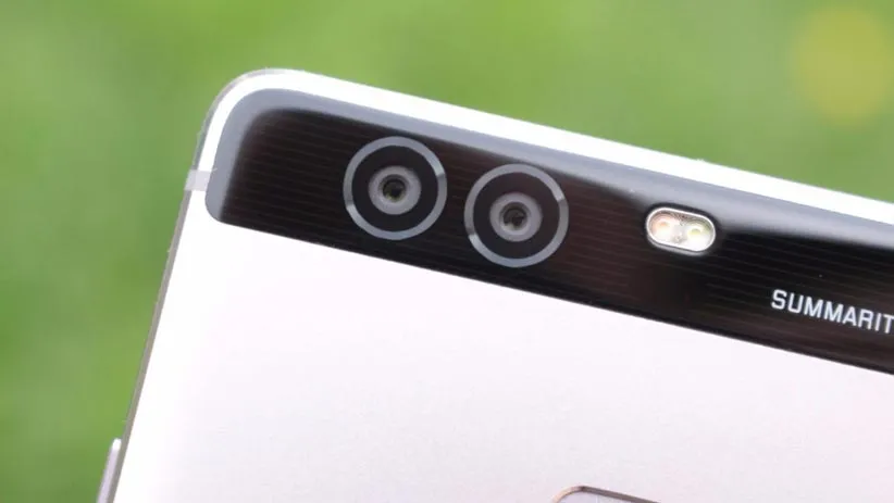 دوربین دوگانه