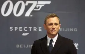 جیمز باند 25