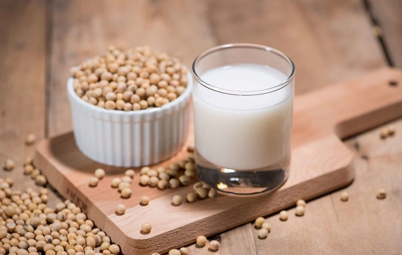 شیر سویا چیست و چه فواید و ضررهایی برای سلامتی دارد؟