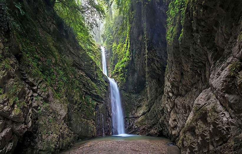 آبشار ددارنو